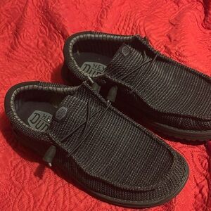 Hey Dude Men's Black Loafers